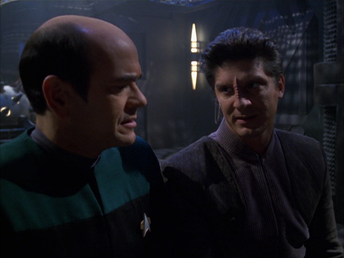 extant_StarTrek_VOY_7x09_7x10-FleshAndBlood_4907.jpg