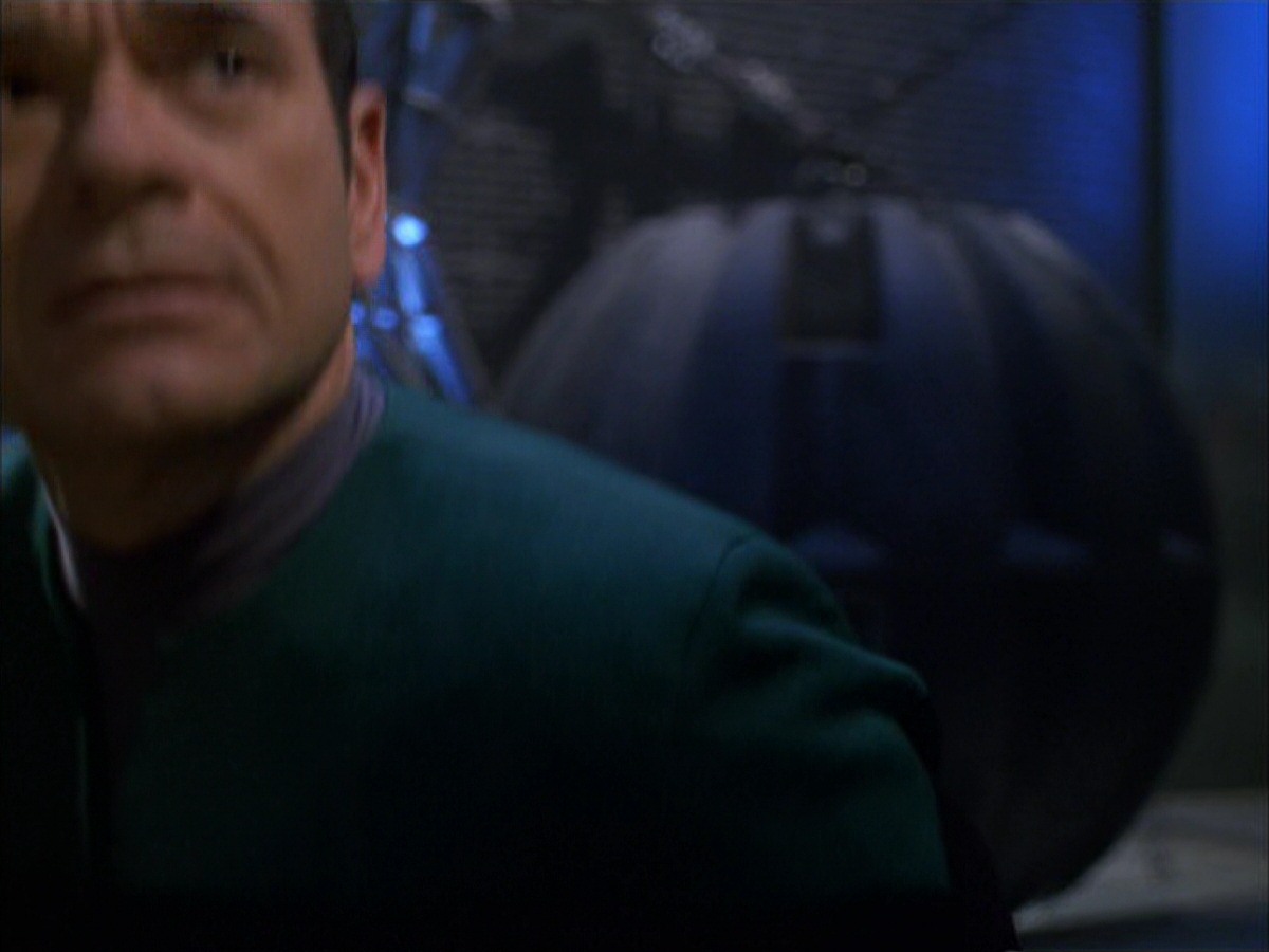 extant_StarTrek_VOY_7x09_7x10-FleshAndBlood_4917.jpg