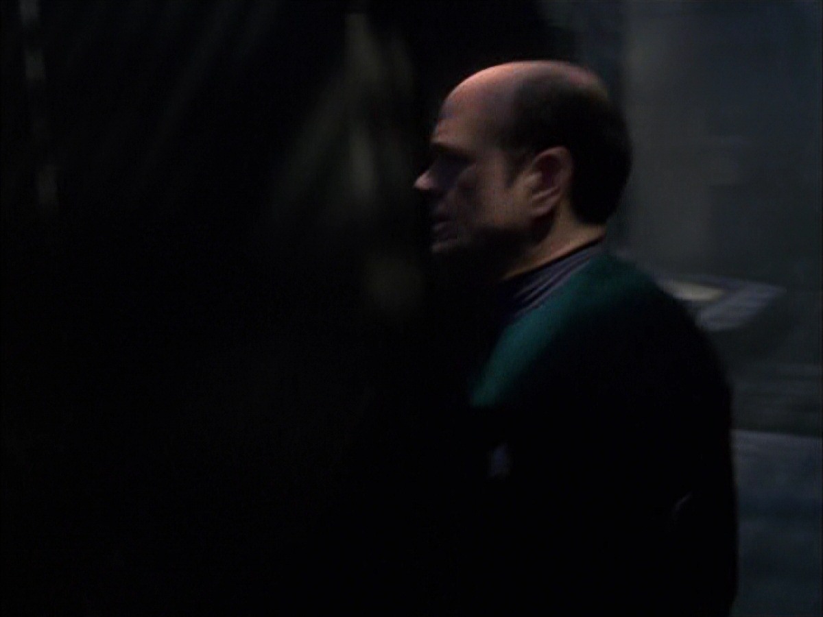 extant_StarTrek_VOY_7x09_7x10-FleshAndBlood_4922.jpg