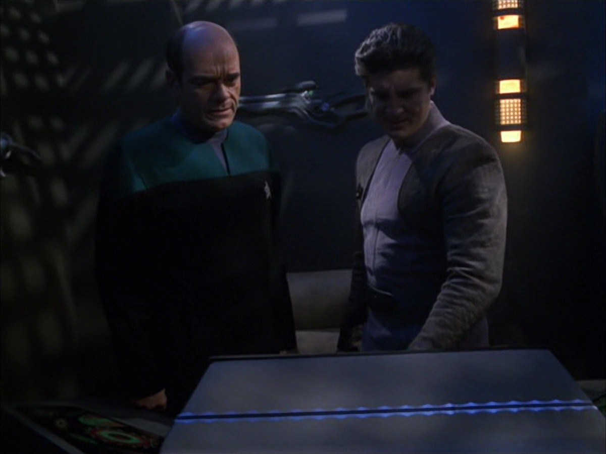 extant_StarTrek_VOY_7x09_7x10-FleshAndBlood_4930.jpg