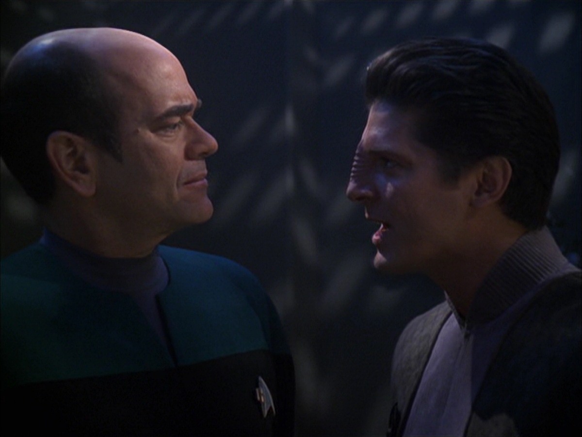 extant_StarTrek_VOY_7x09_7x10-FleshAndBlood_4956.jpg