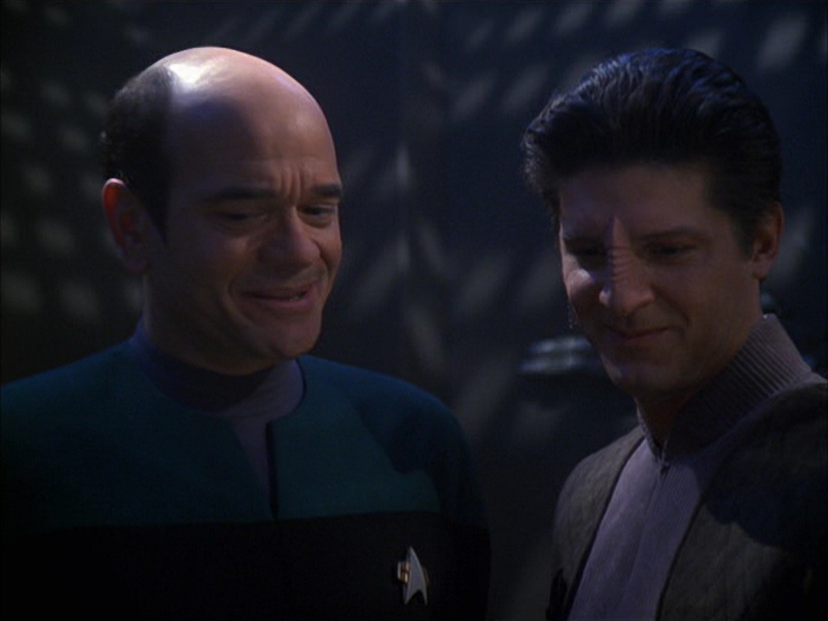 extant_StarTrek_VOY_7x09_7x10-FleshAndBlood_4982.jpg