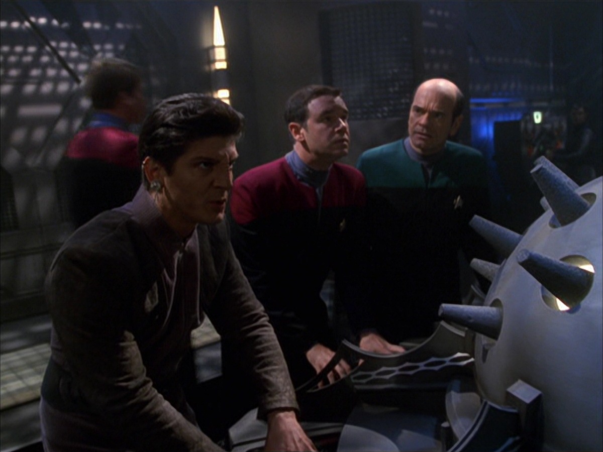 extant_StarTrek_VOY_7x09_7x10-FleshAndBlood_5017.jpg