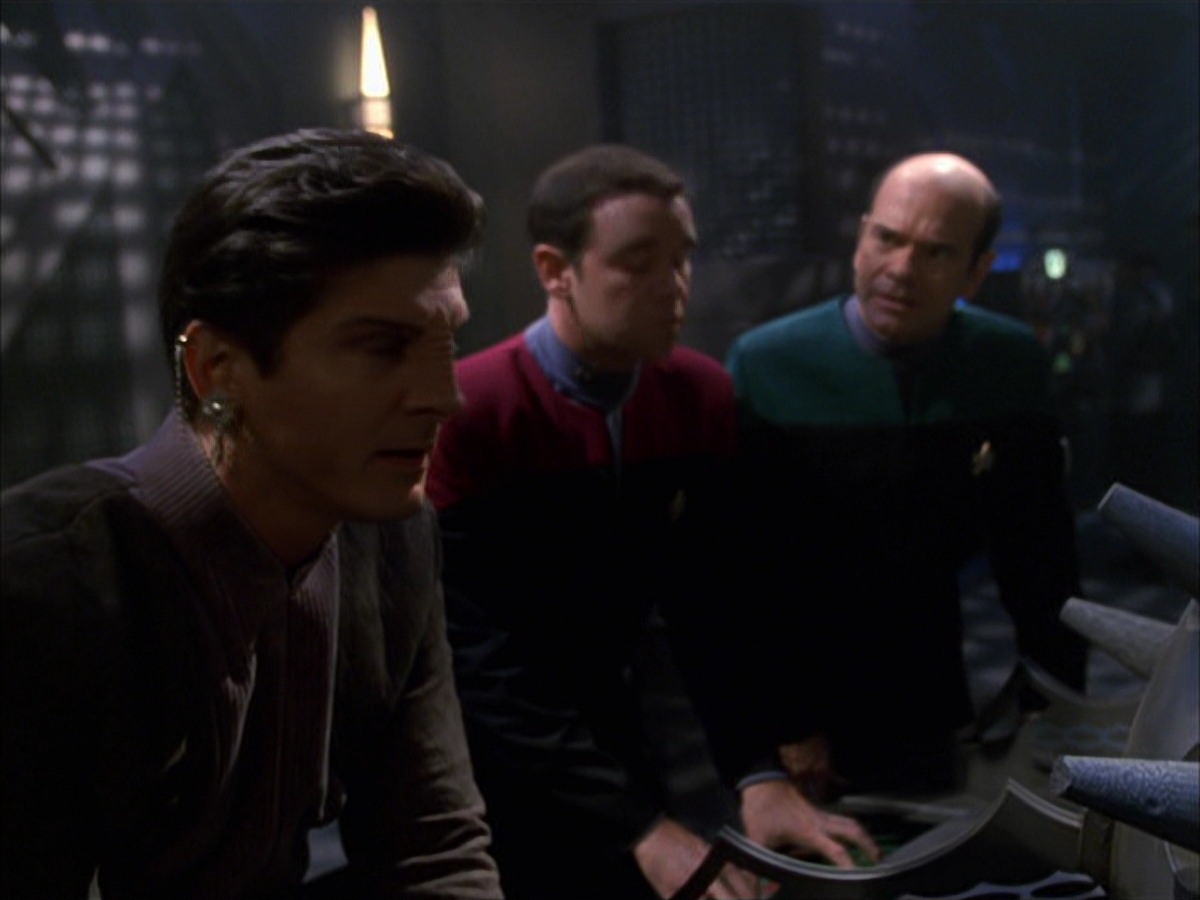 extant_StarTrek_VOY_7x09_7x10-FleshAndBlood_5022.jpg
