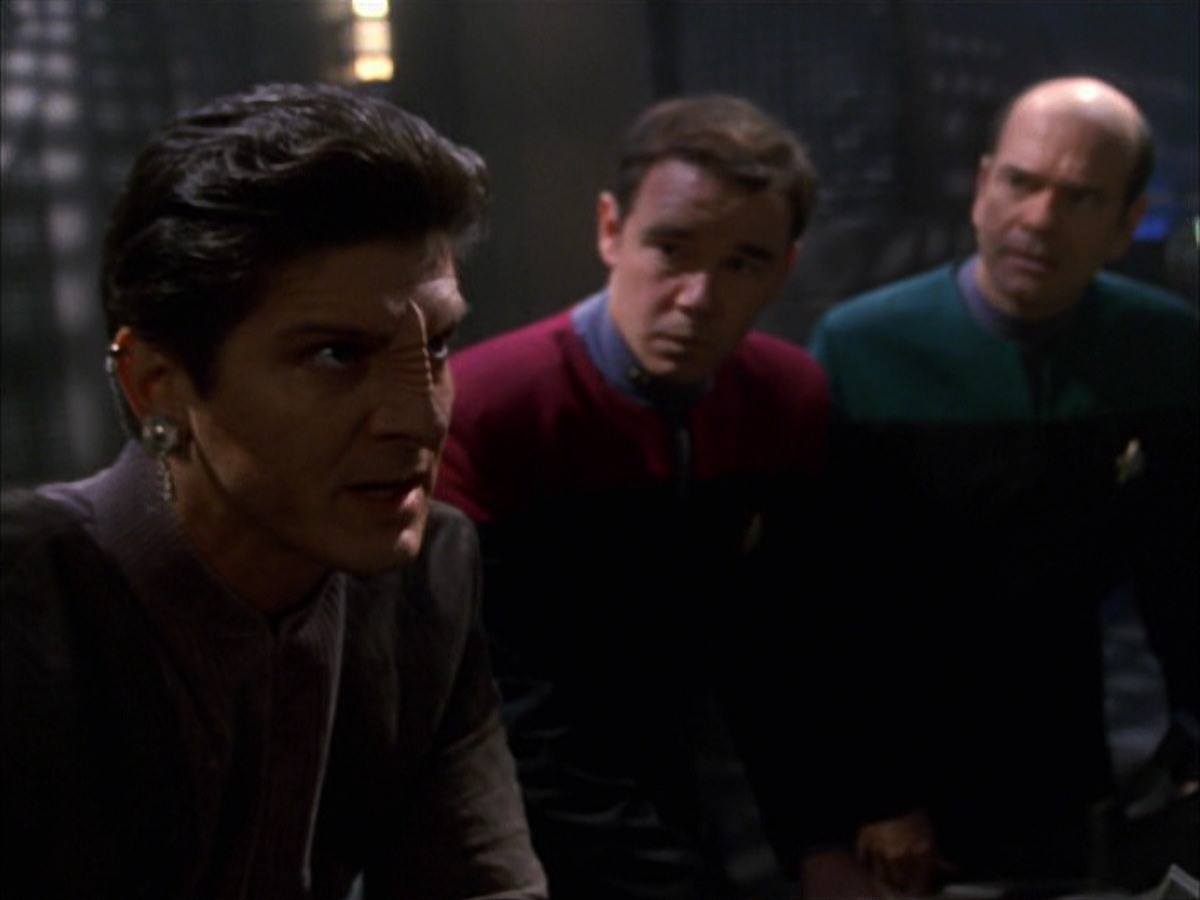 extant_StarTrek_VOY_7x09_7x10-FleshAndBlood_5026.jpg