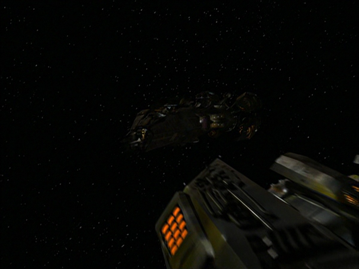 extant_StarTrek_VOY_7x09_7x10-FleshAndBlood_5061.jpg