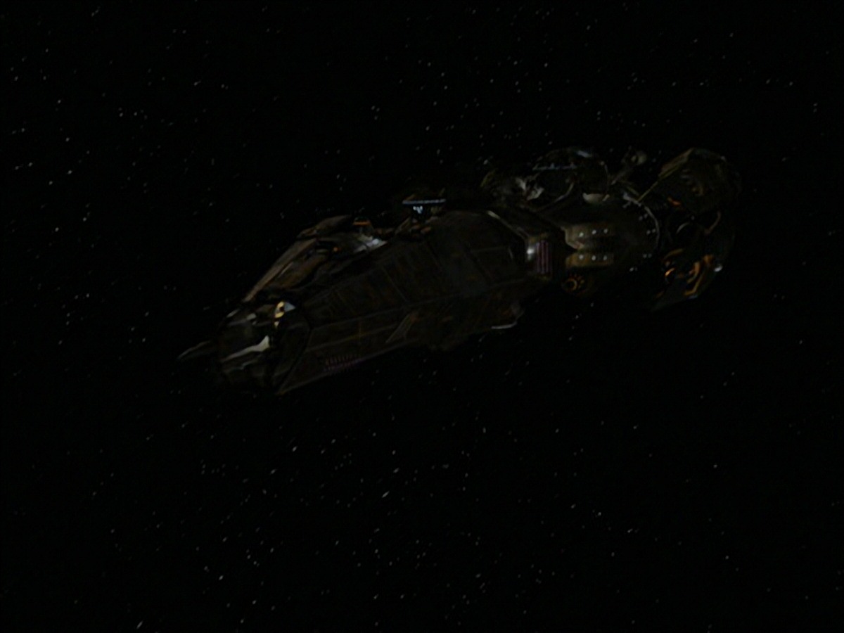 extant_StarTrek_VOY_7x09_7x10-FleshAndBlood_5063.jpg