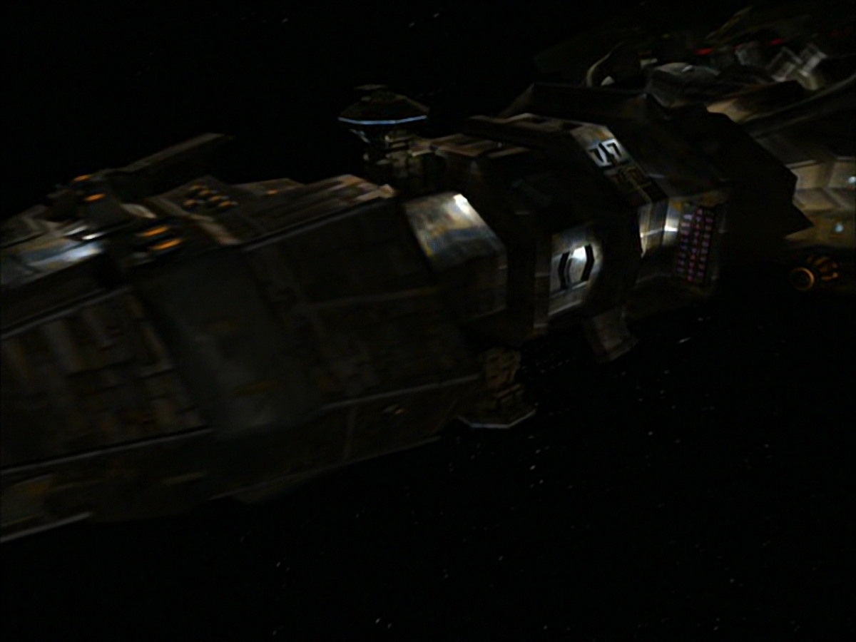 extant_StarTrek_VOY_7x09_7x10-FleshAndBlood_5066.jpg