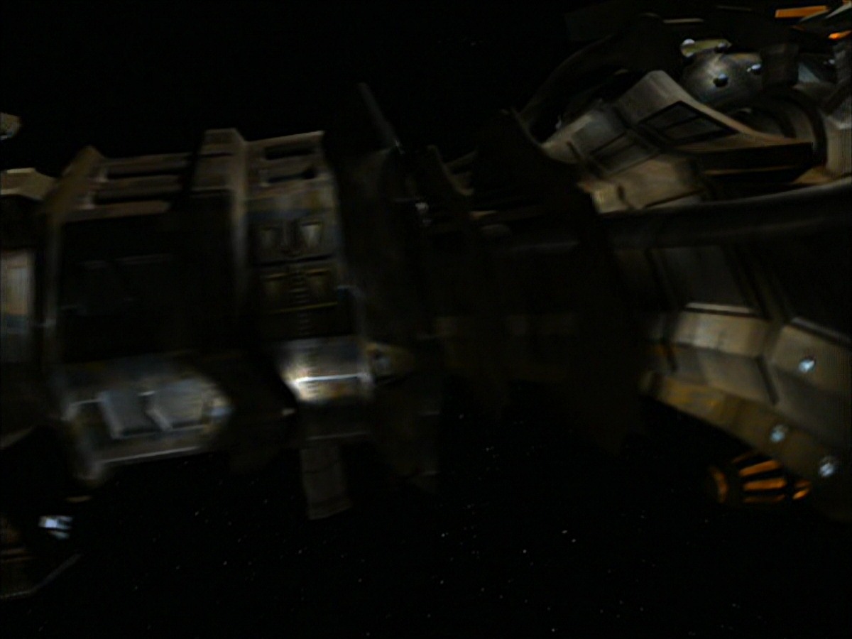 extant_StarTrek_VOY_7x09_7x10-FleshAndBlood_5068.jpg