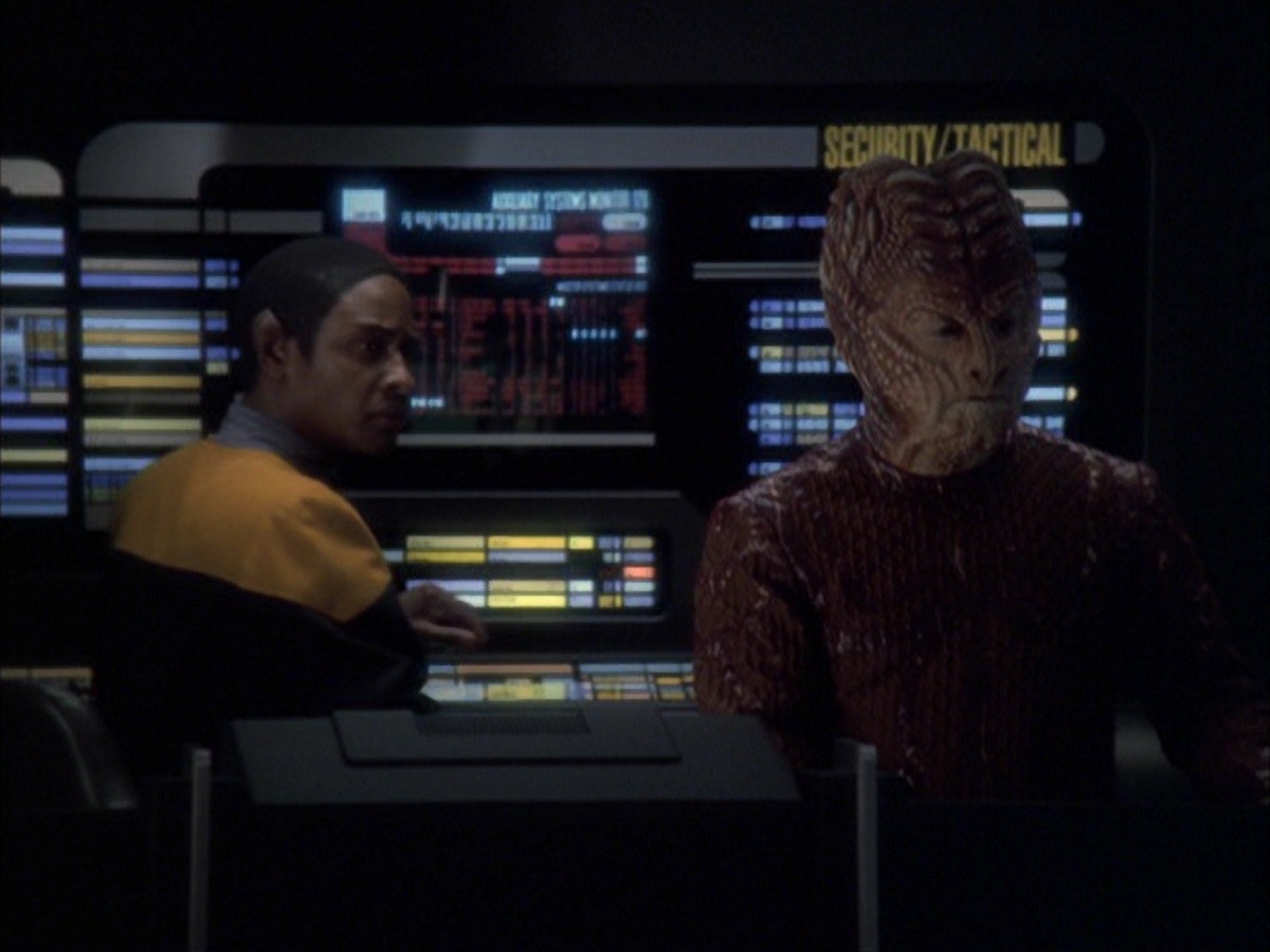 extant_StarTrek_VOY_7x09_7x10-FleshAndBlood_5109.jpg