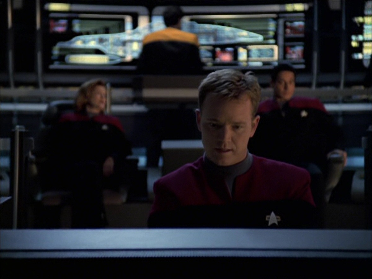 extant_StarTrek_VOY_7x09_7x10-FleshAndBlood_5116.jpg