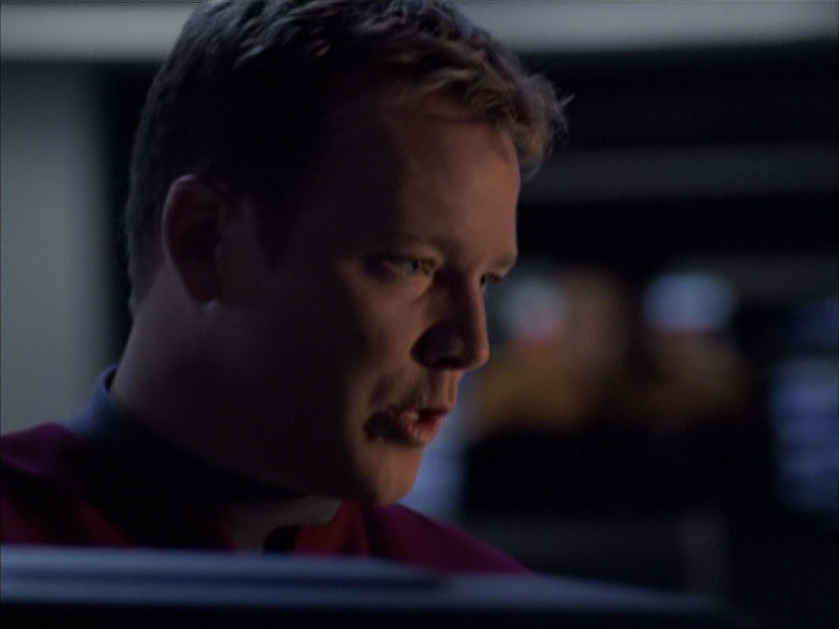 extant_StarTrek_VOY_7x09_7x10-FleshAndBlood_5122.jpg