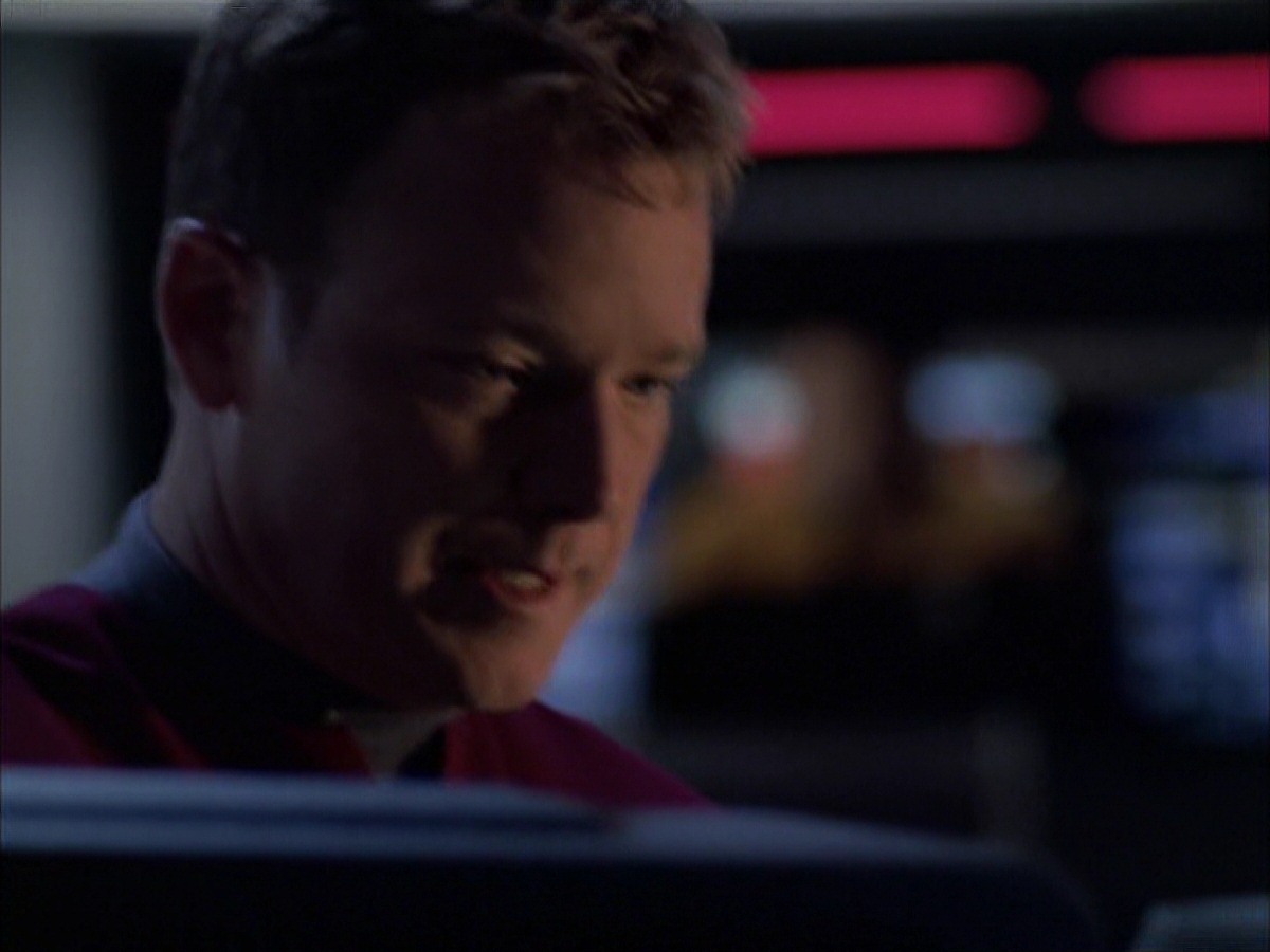 extant_StarTrek_VOY_7x09_7x10-FleshAndBlood_5126.jpg