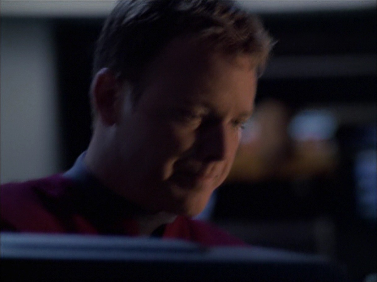 extant_StarTrek_VOY_7x09_7x10-FleshAndBlood_5127.jpg