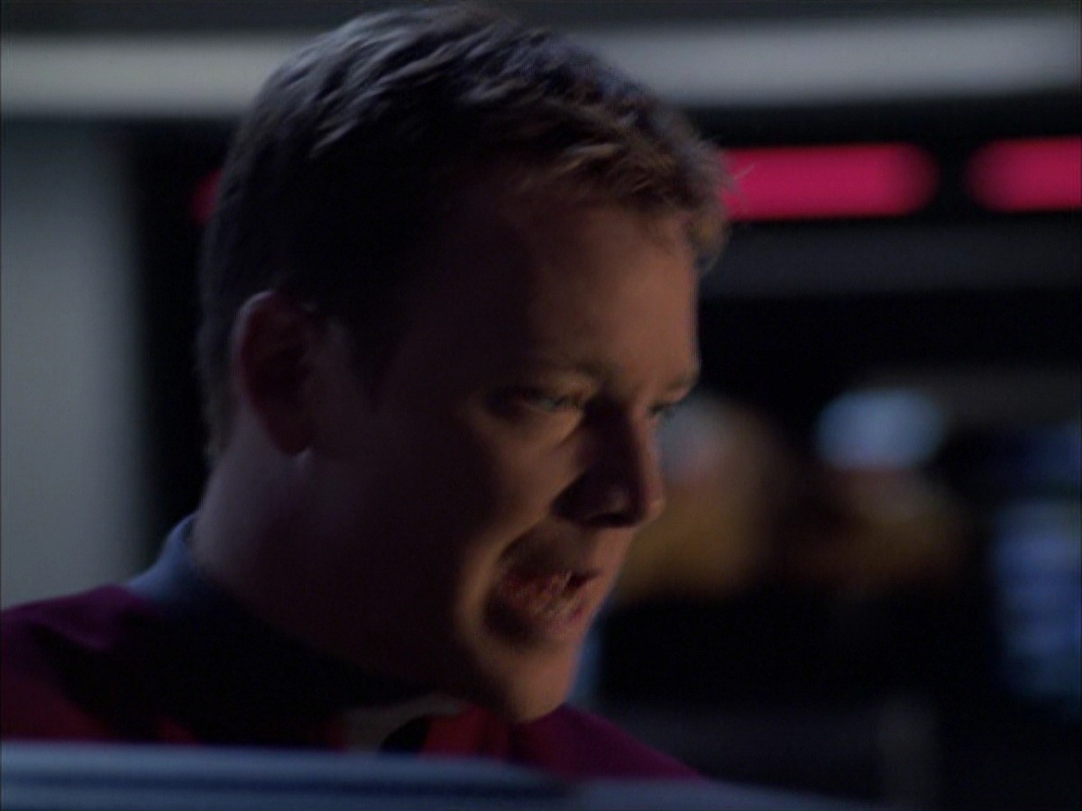 extant_StarTrek_VOY_7x09_7x10-FleshAndBlood_5128.jpg