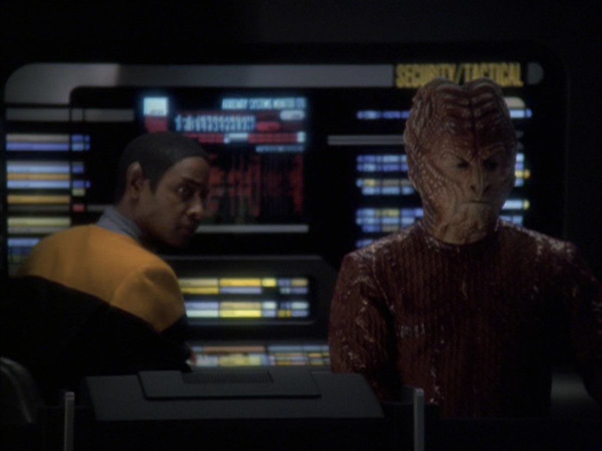 extant_StarTrek_VOY_7x09_7x10-FleshAndBlood_5159.jpg