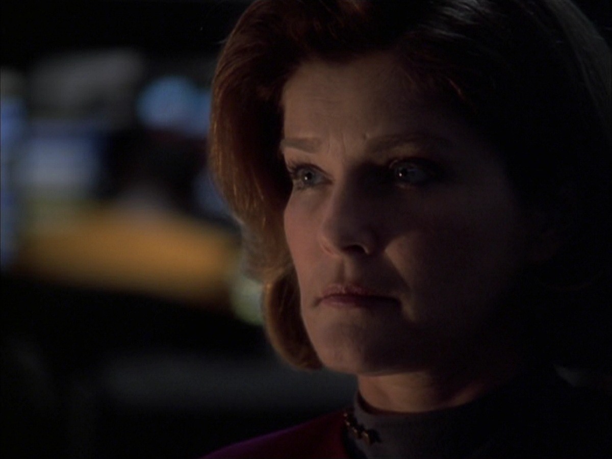 extant_StarTrek_VOY_7x09_7x10-FleshAndBlood_5163.jpg
