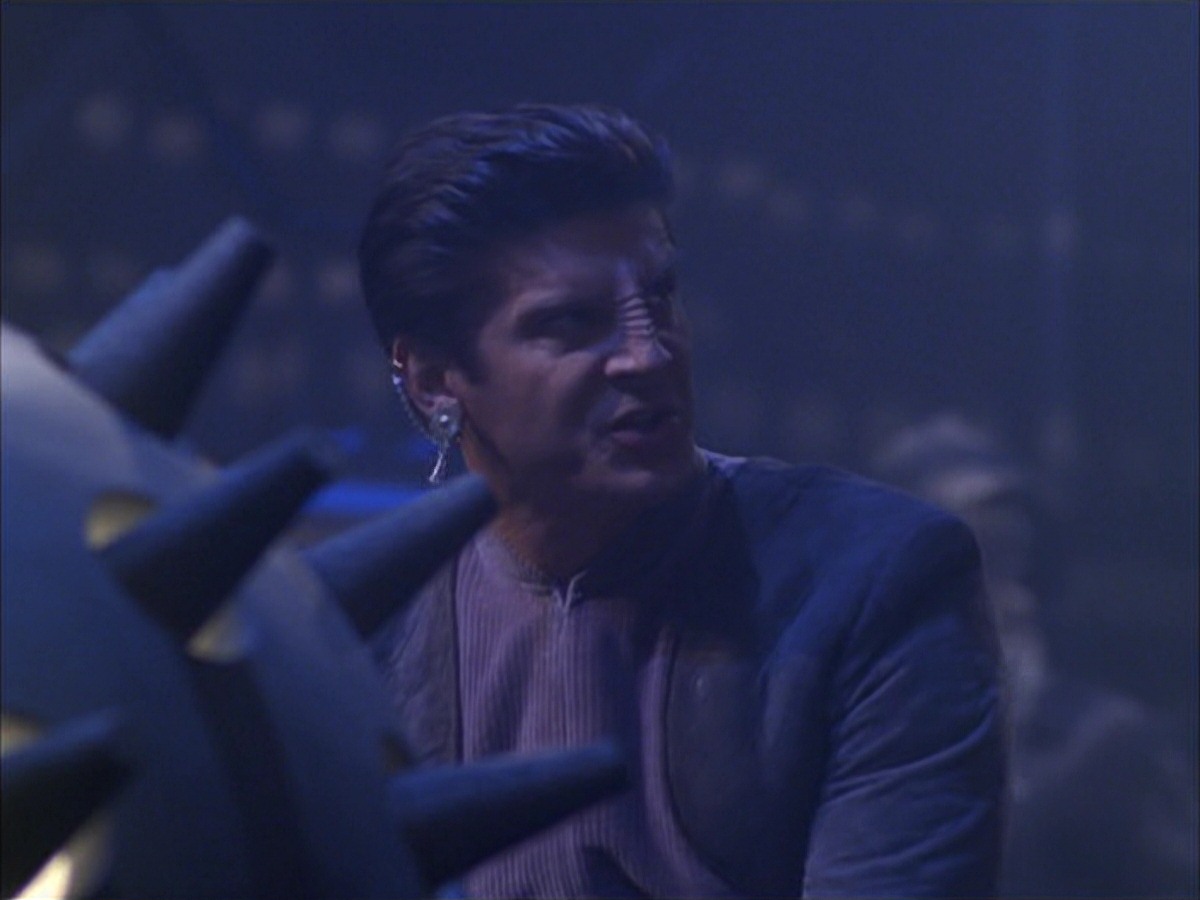 extant_StarTrek_VOY_7x09_7x10-FleshAndBlood_5180.jpg