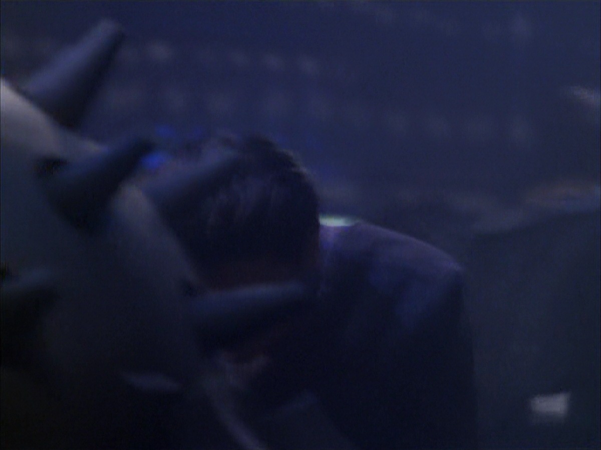 extant_StarTrek_VOY_7x09_7x10-FleshAndBlood_5188.jpg