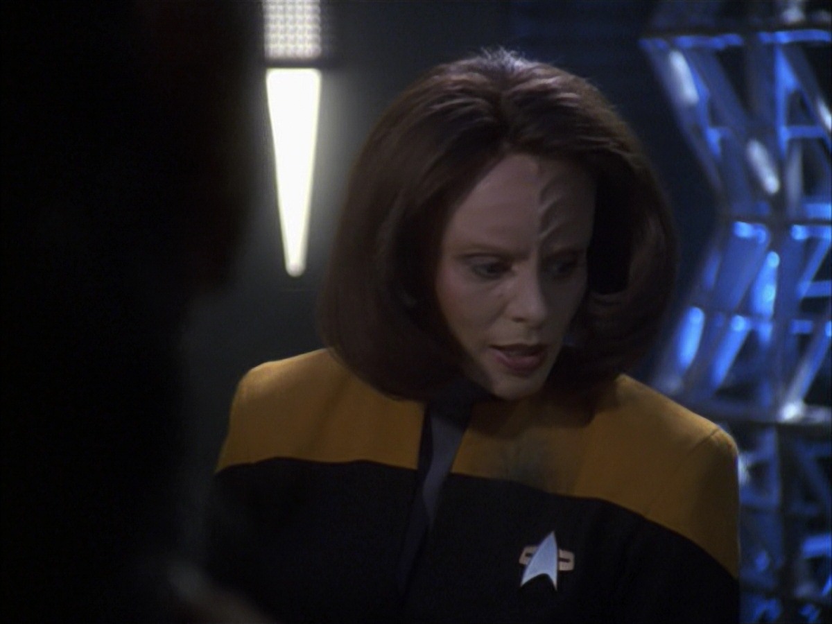 extant_StarTrek_VOY_7x09_7x10-FleshAndBlood_5245.jpg