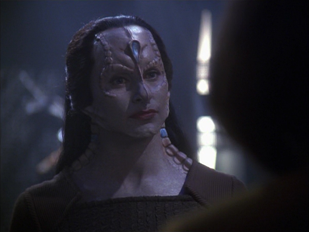 extant_StarTrek_VOY_7x09_7x10-FleshAndBlood_5256.jpg