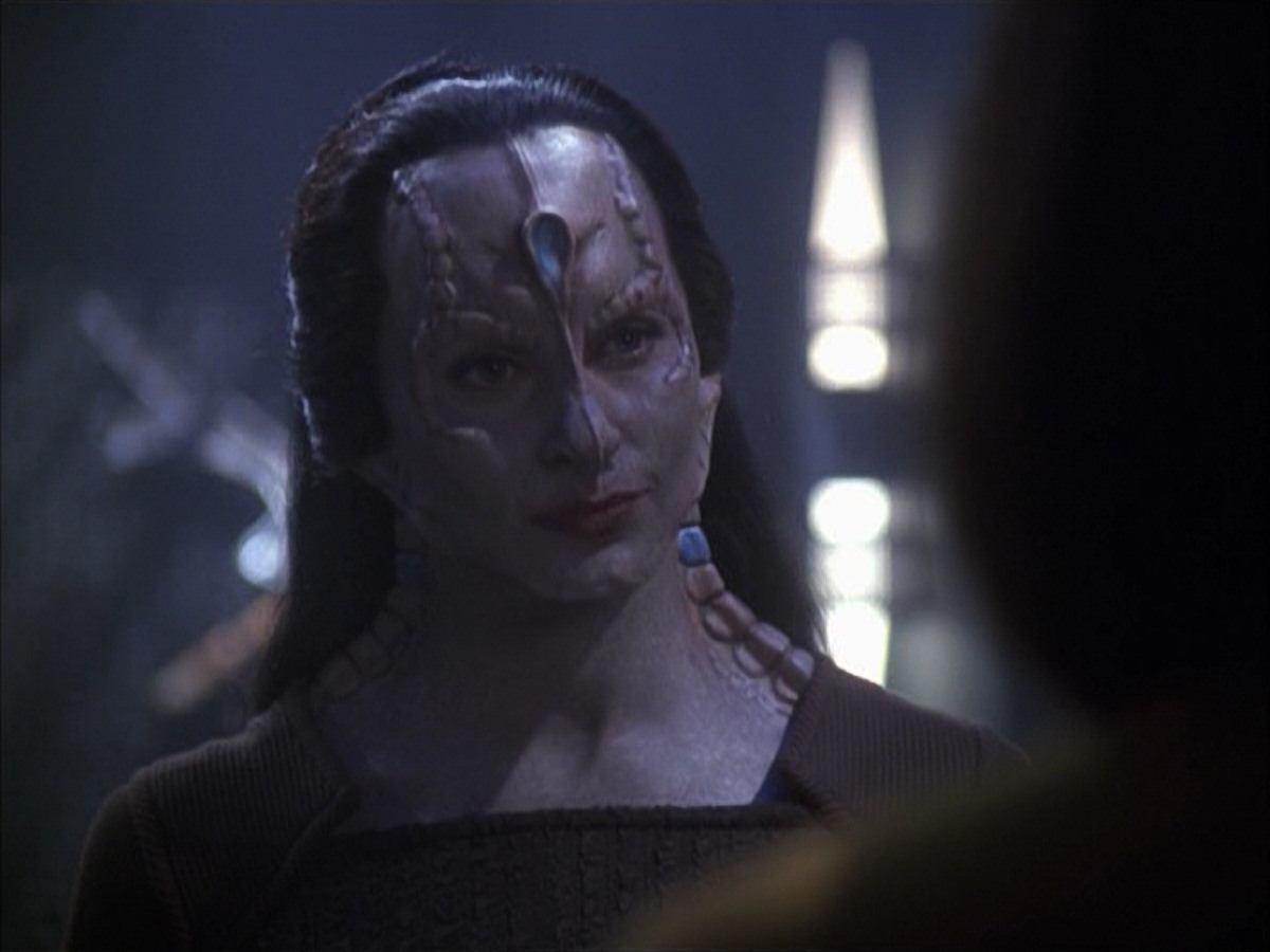 extant_StarTrek_VOY_7x09_7x10-FleshAndBlood_5266.jpg