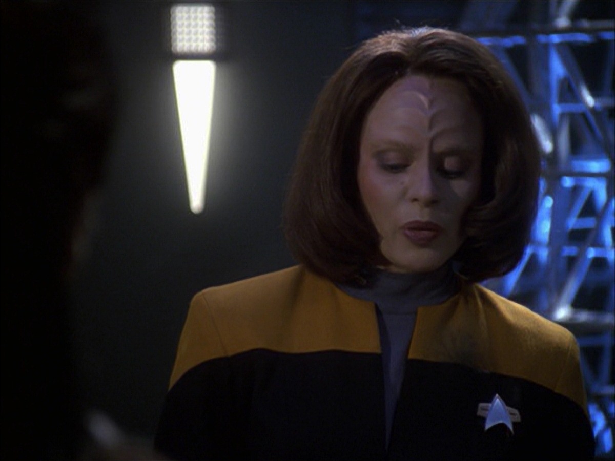 extant_StarTrek_VOY_7x09_7x10-FleshAndBlood_5272.jpg