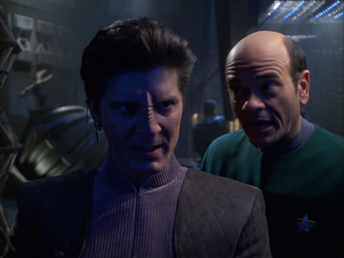 extant_StarTrek_VOY_7x09_7x10-FleshAndBlood_5330.jpg