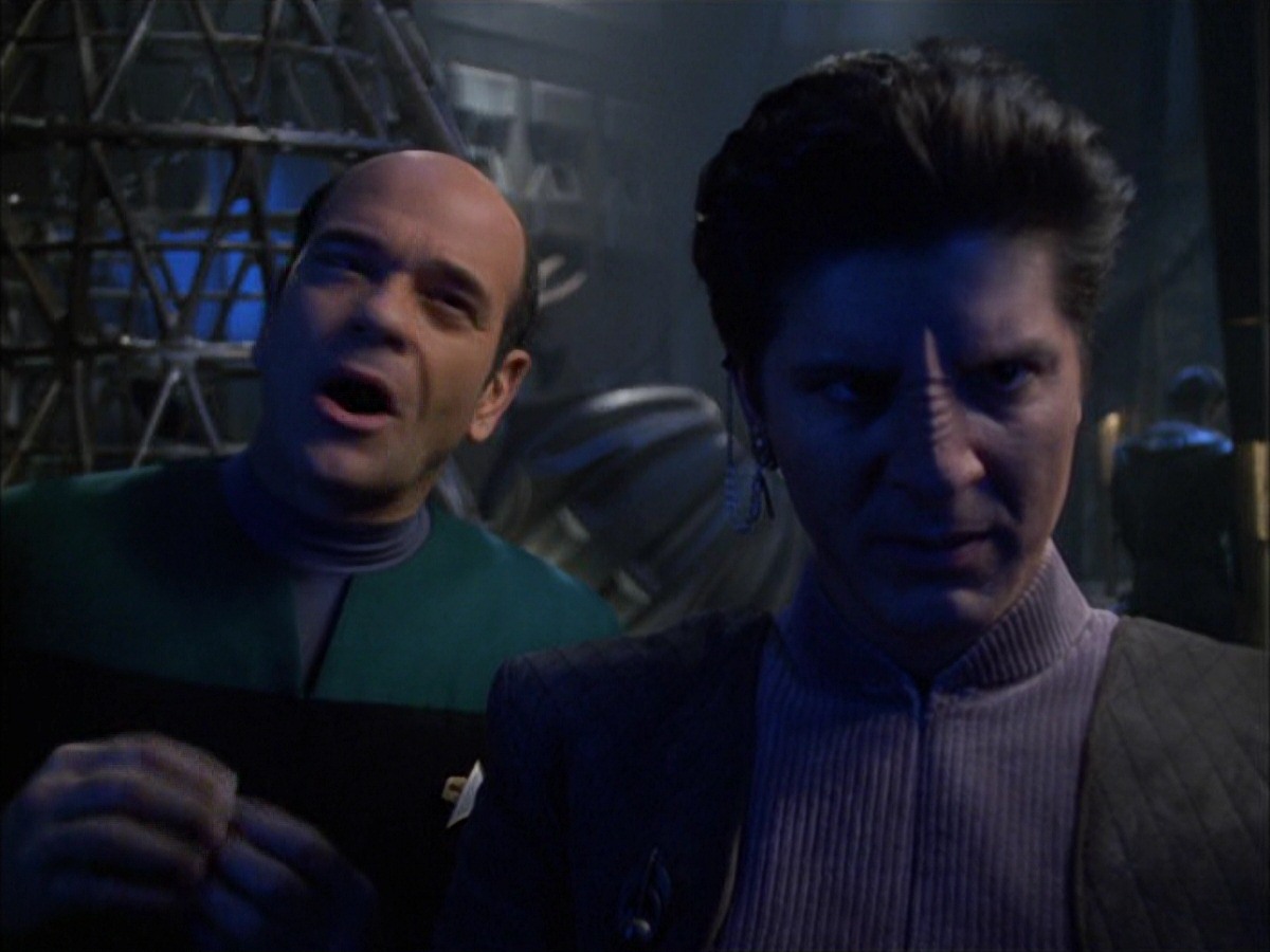 extant_StarTrek_VOY_7x09_7x10-FleshAndBlood_5335.jpg