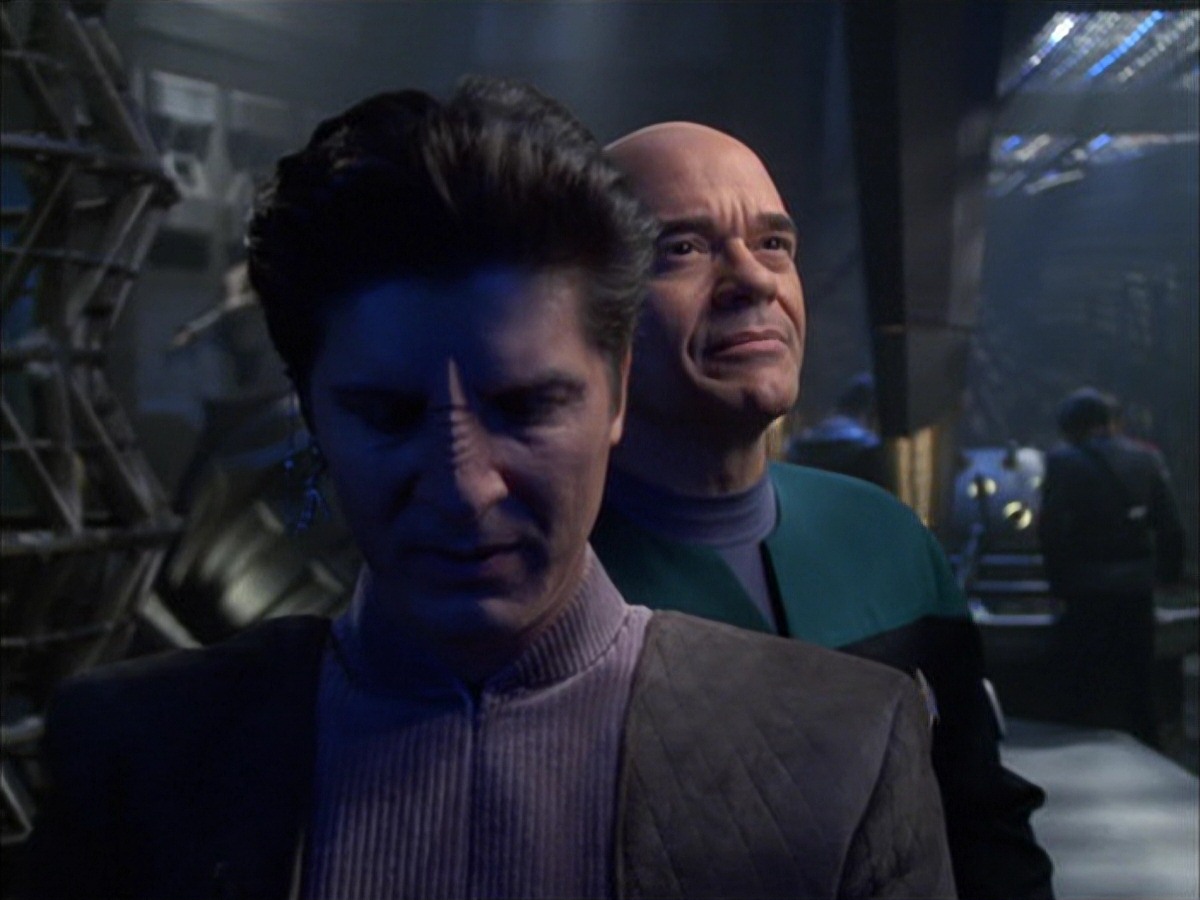 extant_StarTrek_VOY_7x09_7x10-FleshAndBlood_5342.jpg