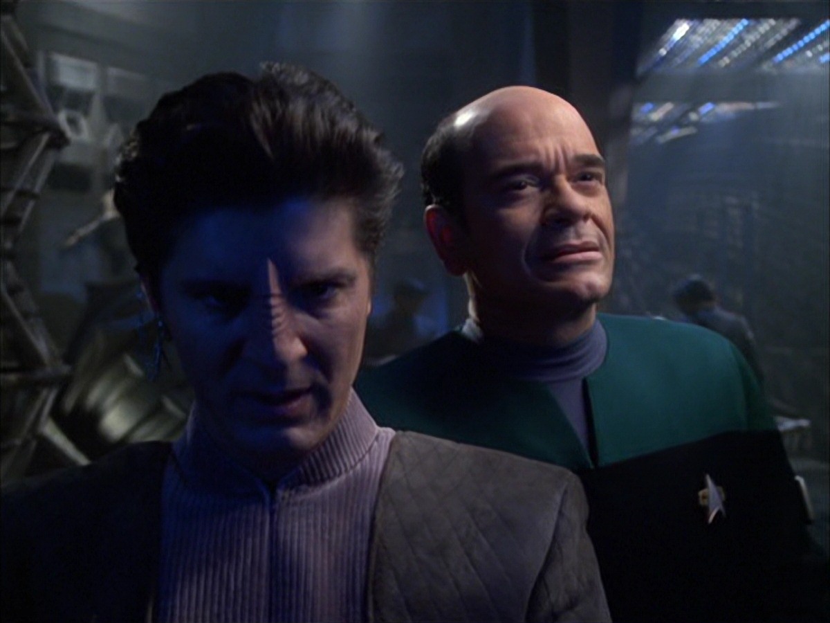 extant_StarTrek_VOY_7x09_7x10-FleshAndBlood_5343.jpg