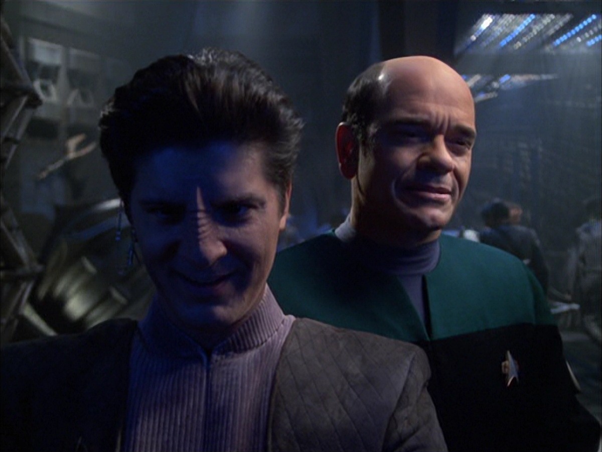 extant_StarTrek_VOY_7x09_7x10-FleshAndBlood_5345.jpg