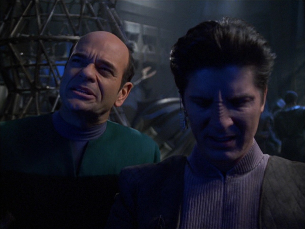 extant_StarTrek_VOY_7x09_7x10-FleshAndBlood_5354.jpg