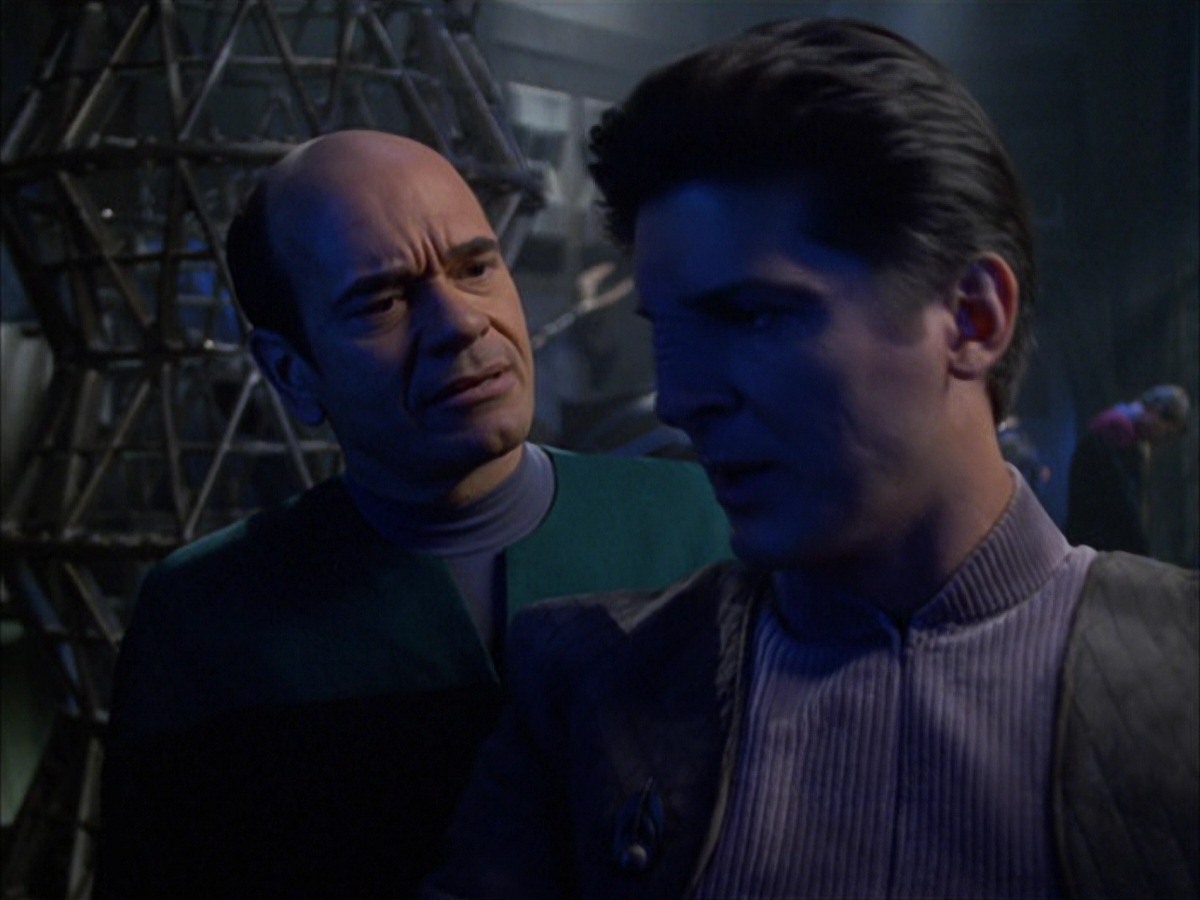 extant_StarTrek_VOY_7x09_7x10-FleshAndBlood_5363.jpg