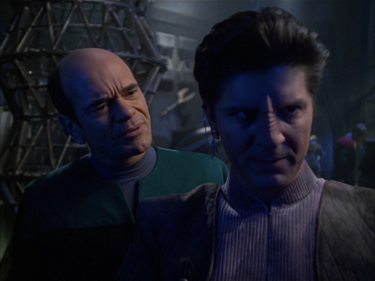 extant_StarTrek_VOY_7x09_7x10-FleshAndBlood_5376.jpg