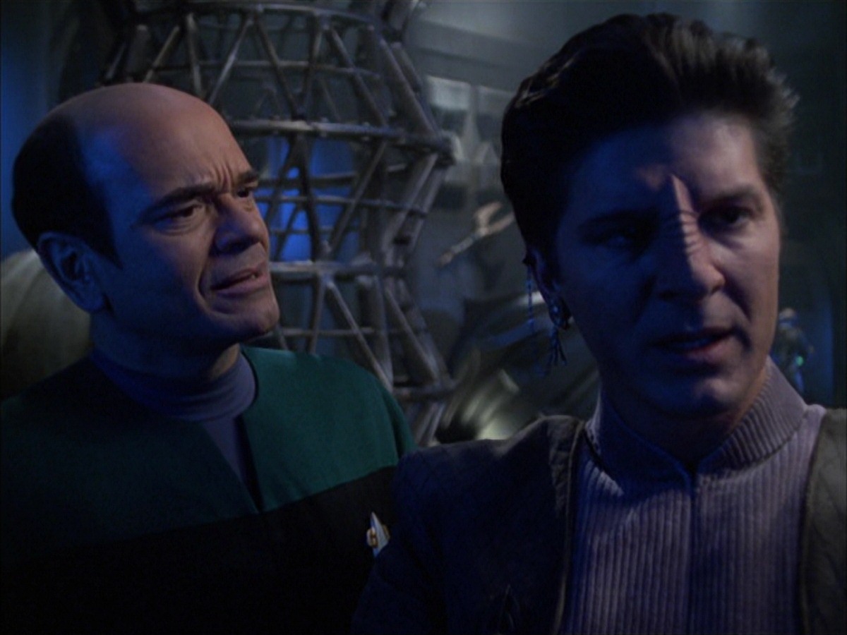extant_StarTrek_VOY_7x09_7x10-FleshAndBlood_5385.jpg