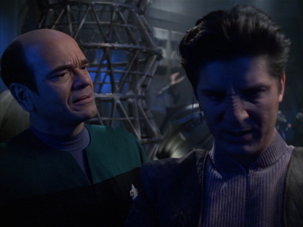 extant_StarTrek_VOY_7x09_7x10-FleshAndBlood_5389.jpg