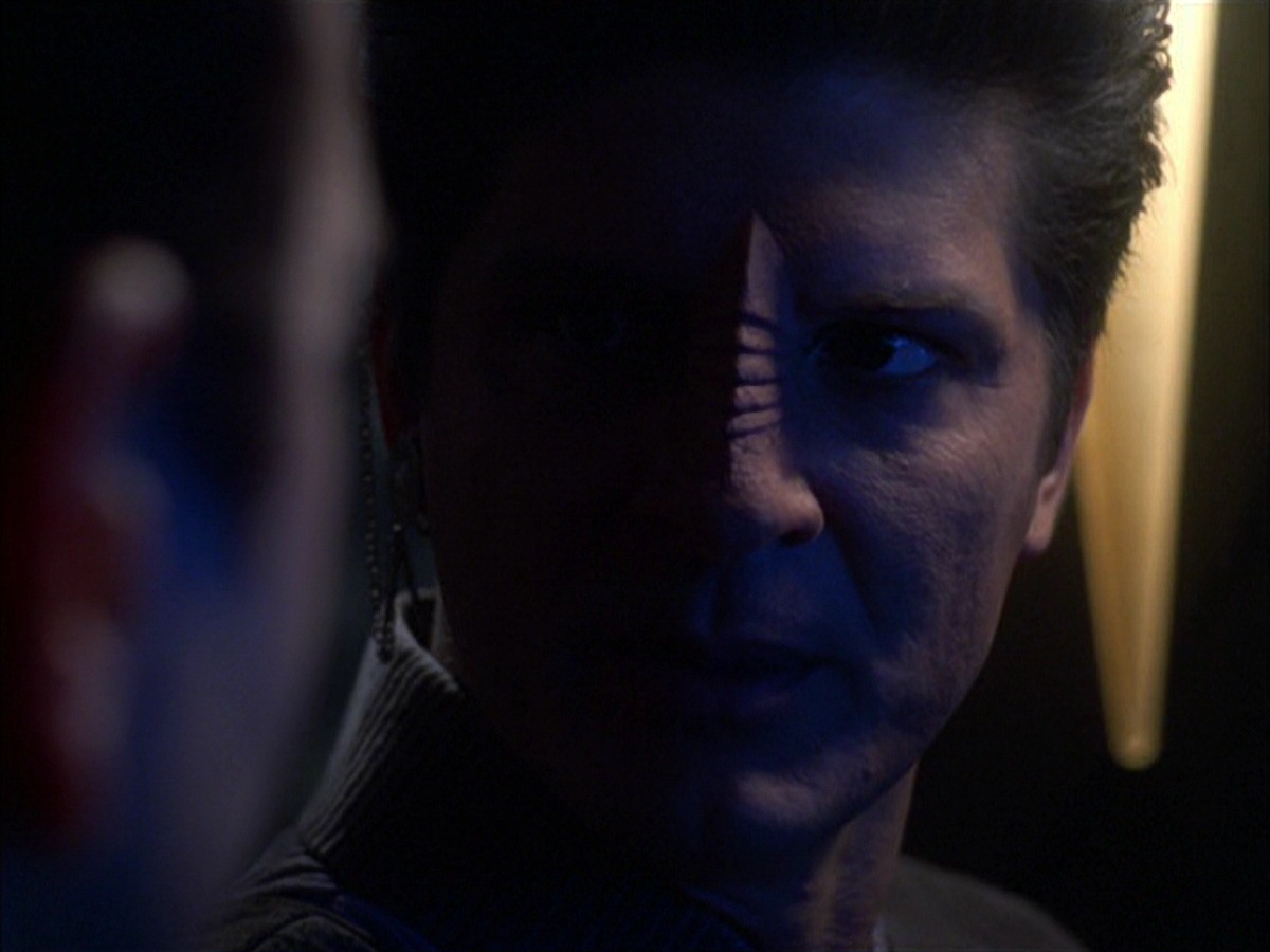 extant_StarTrek_VOY_7x09_7x10-FleshAndBlood_5398.jpg