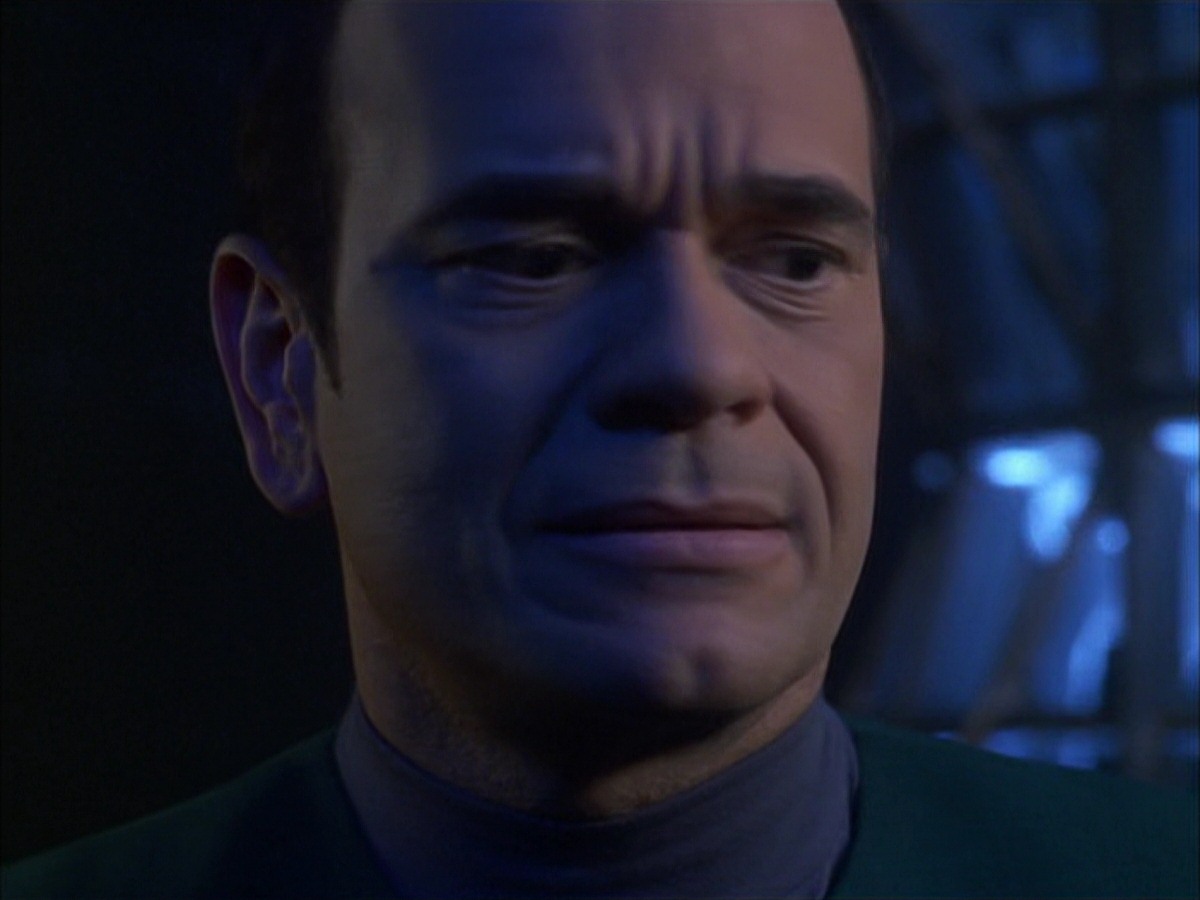 extant_StarTrek_VOY_7x09_7x10-FleshAndBlood_5451.jpg
