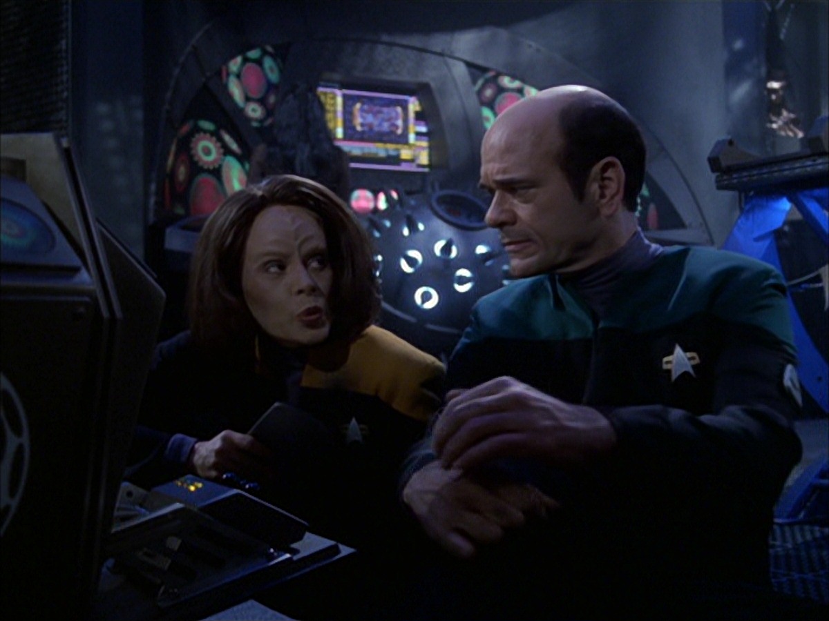 extant_StarTrek_VOY_7x09_7x10-FleshAndBlood_5501.jpg
