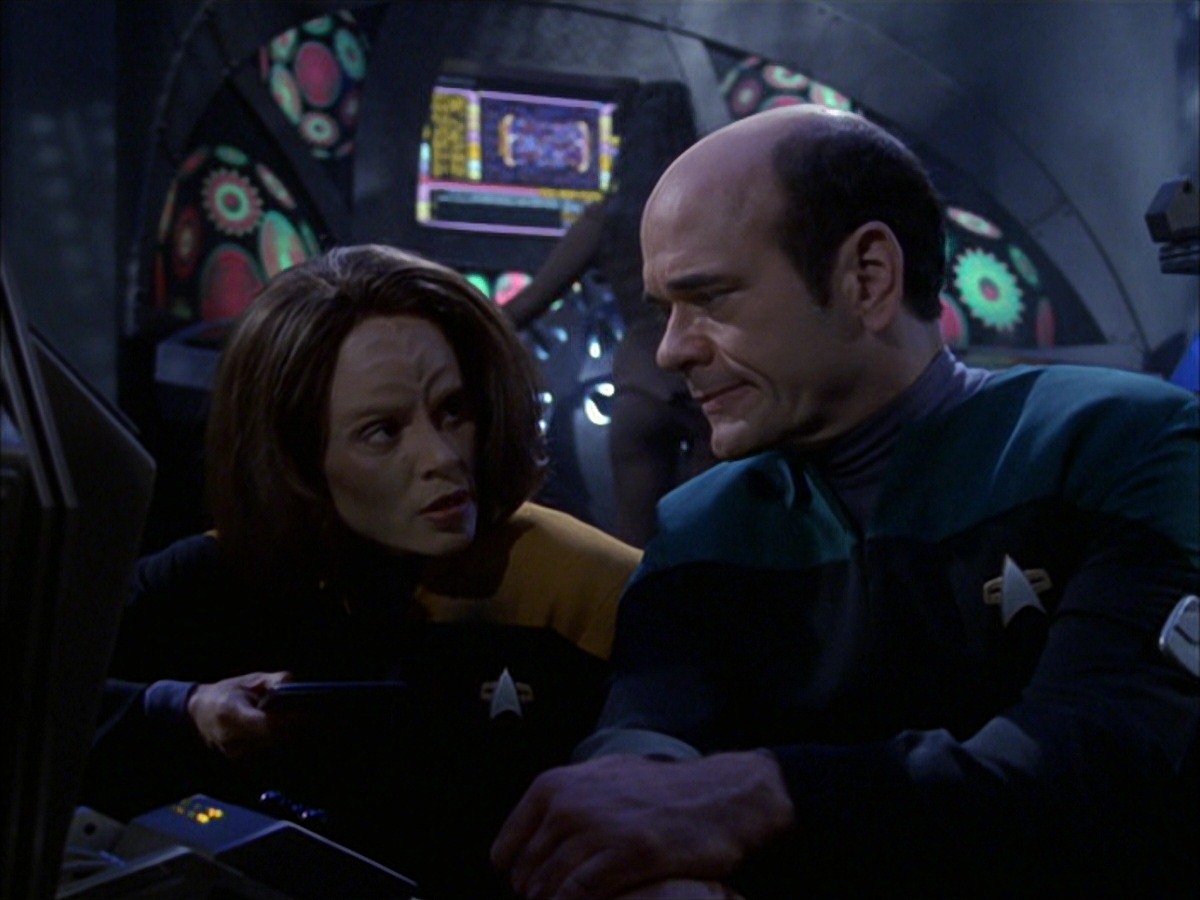 extant_StarTrek_VOY_7x09_7x10-FleshAndBlood_5533.jpg
