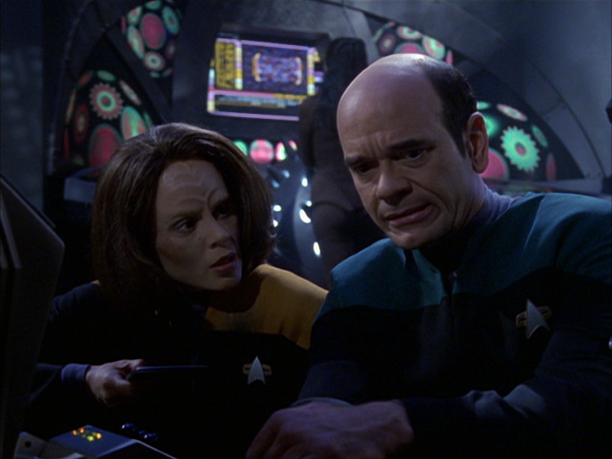 extant_StarTrek_VOY_7x09_7x10-FleshAndBlood_5538.jpg