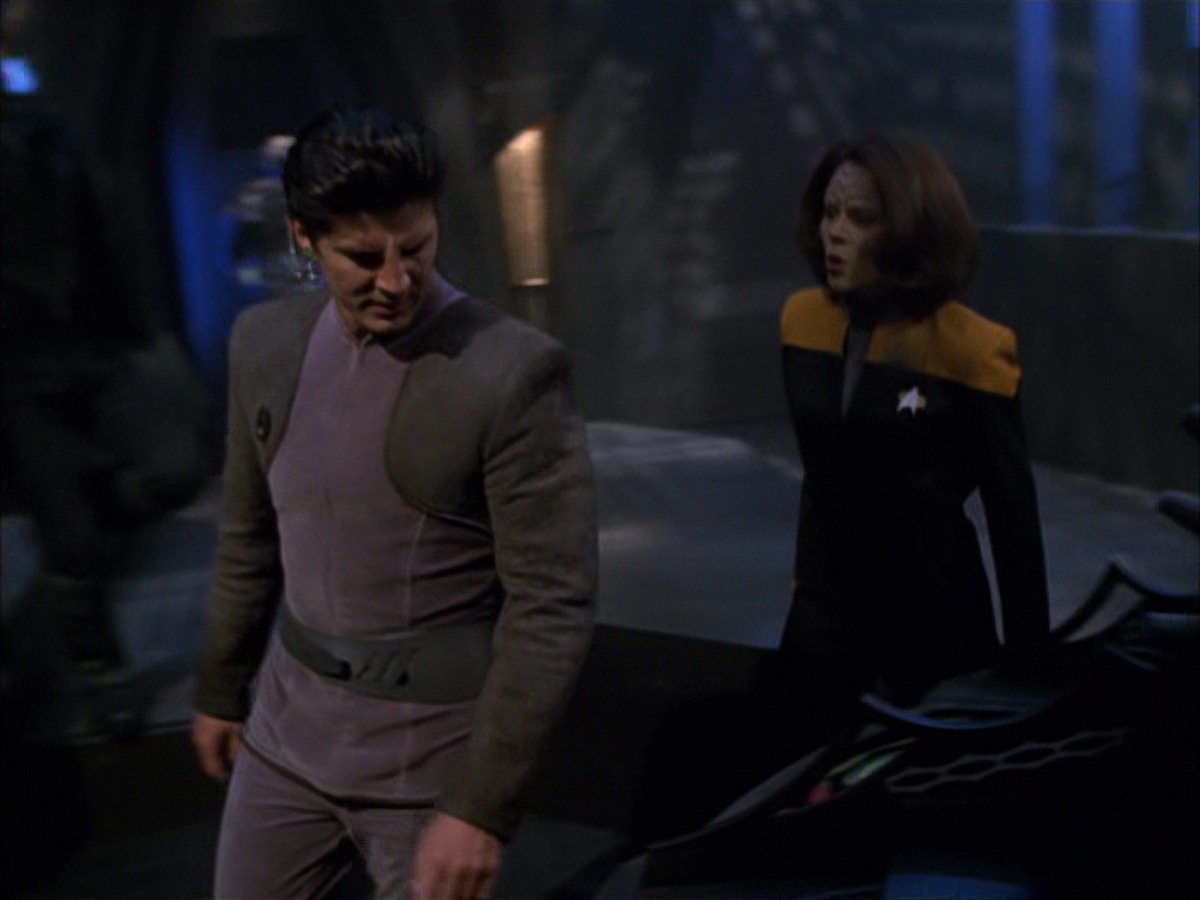 extant_StarTrek_VOY_7x09_7x10-FleshAndBlood_5625.jpg