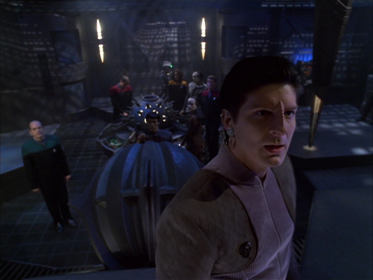 extant_StarTrek_VOY_7x09_7x10-FleshAndBlood_5652.jpg
