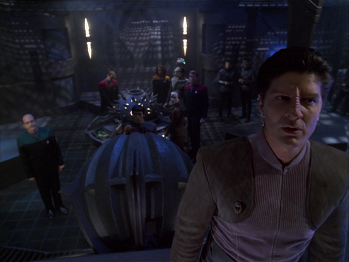 extant_StarTrek_VOY_7x09_7x10-FleshAndBlood_5653.jpg