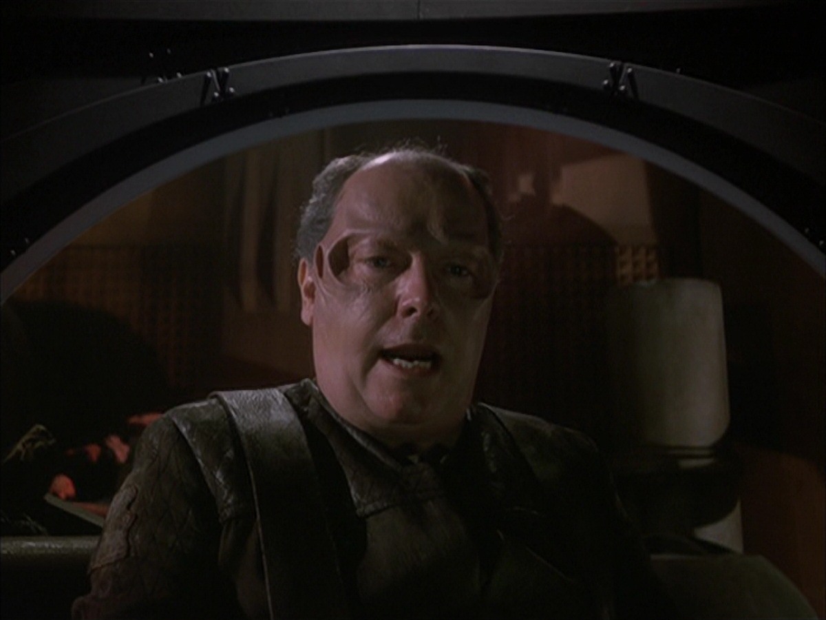 extant_StarTrek_VOY_7x09_7x10-FleshAndBlood_5665.jpg