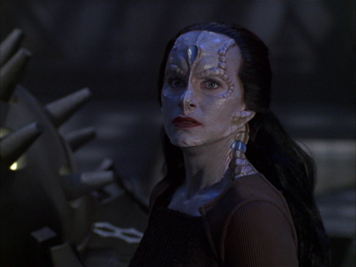 extant_StarTrek_VOY_7x09_7x10-FleshAndBlood_5734.jpg