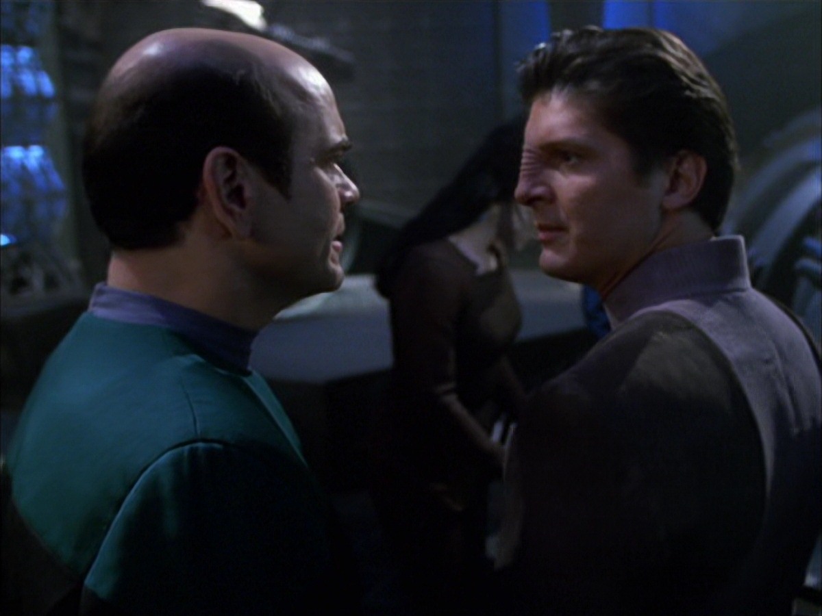 extant_StarTrek_VOY_7x09_7x10-FleshAndBlood_5784.jpg