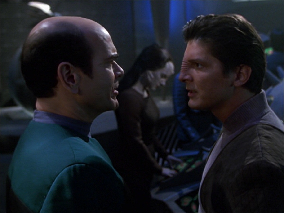 extant_StarTrek_VOY_7x09_7x10-FleshAndBlood_5789.jpg