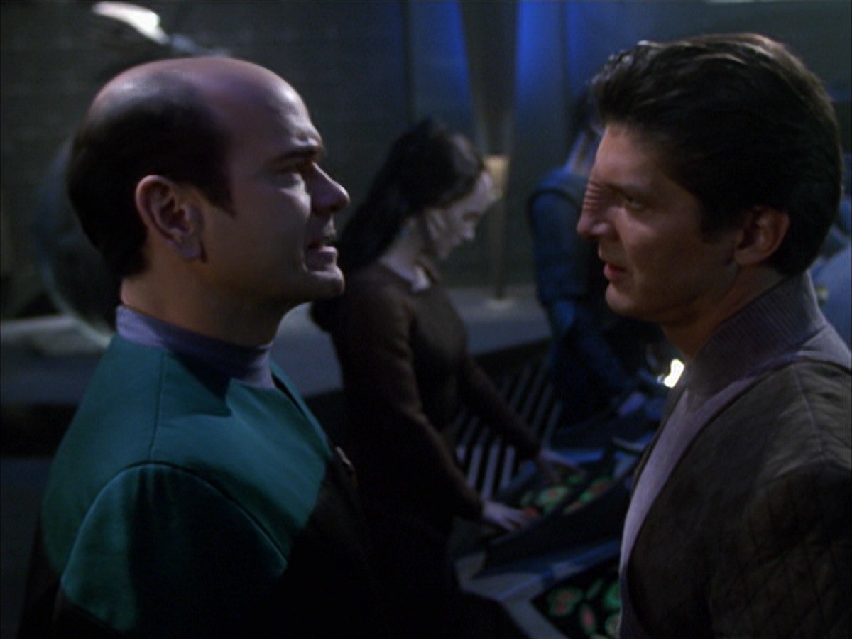 extant_StarTrek_VOY_7x09_7x10-FleshAndBlood_5799.jpg